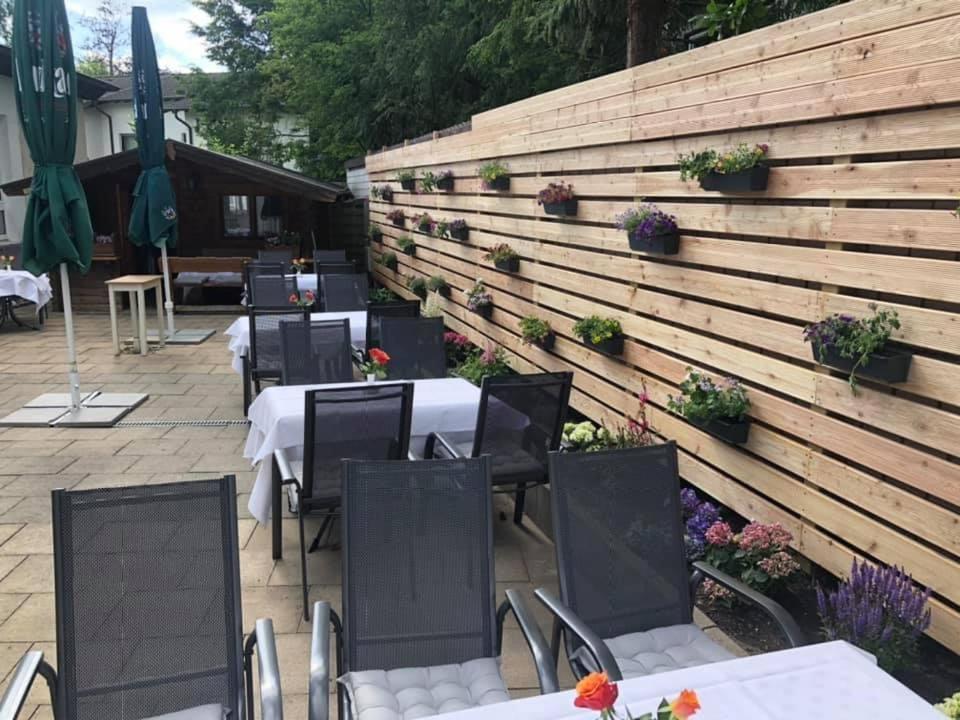 Hotel-Restaurant Schmachtenbergshof Essen Exterior photo